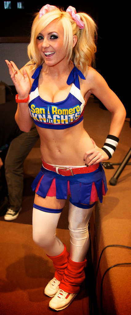 Juliet Starling of Lollipop Chainsaw cosplay by Jessica Ni…